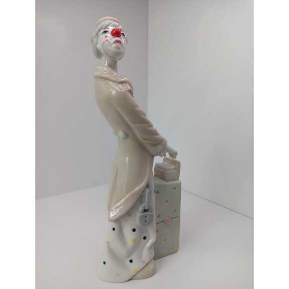 Porcelain Cascades Clown Playing The Piano With Dice 10" Tall 6340C - Picture 6 of 9